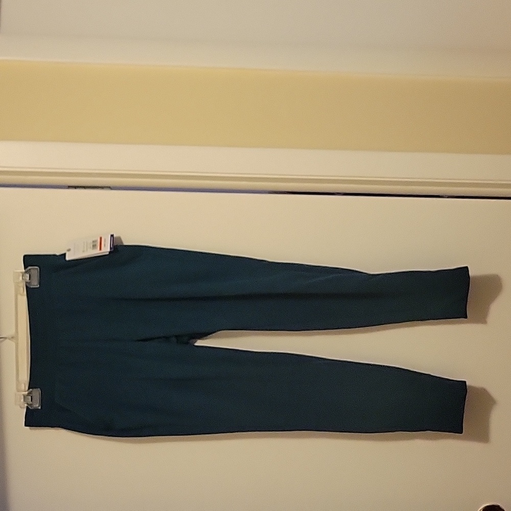 NWT: GAIAM Asana Jogger Pants
